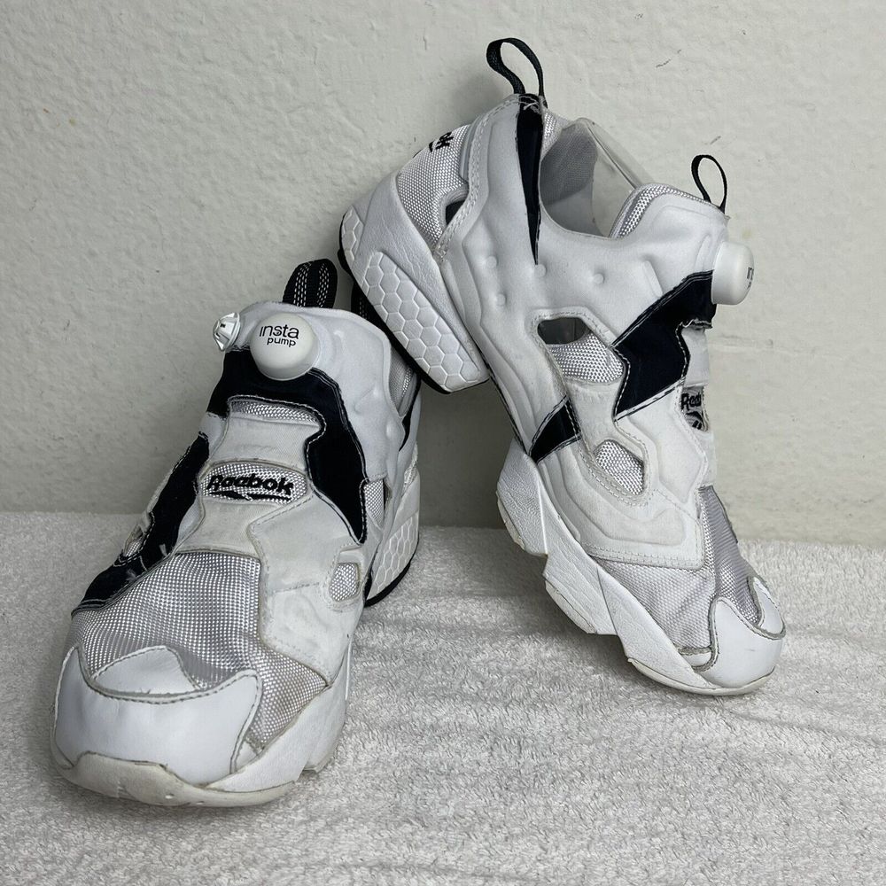Reebok Instapump Fury Tech  AR1413  Size 8 Black And White Mens